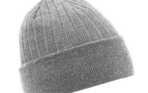 Bonnet tricot avec broderie MOC volley dessus